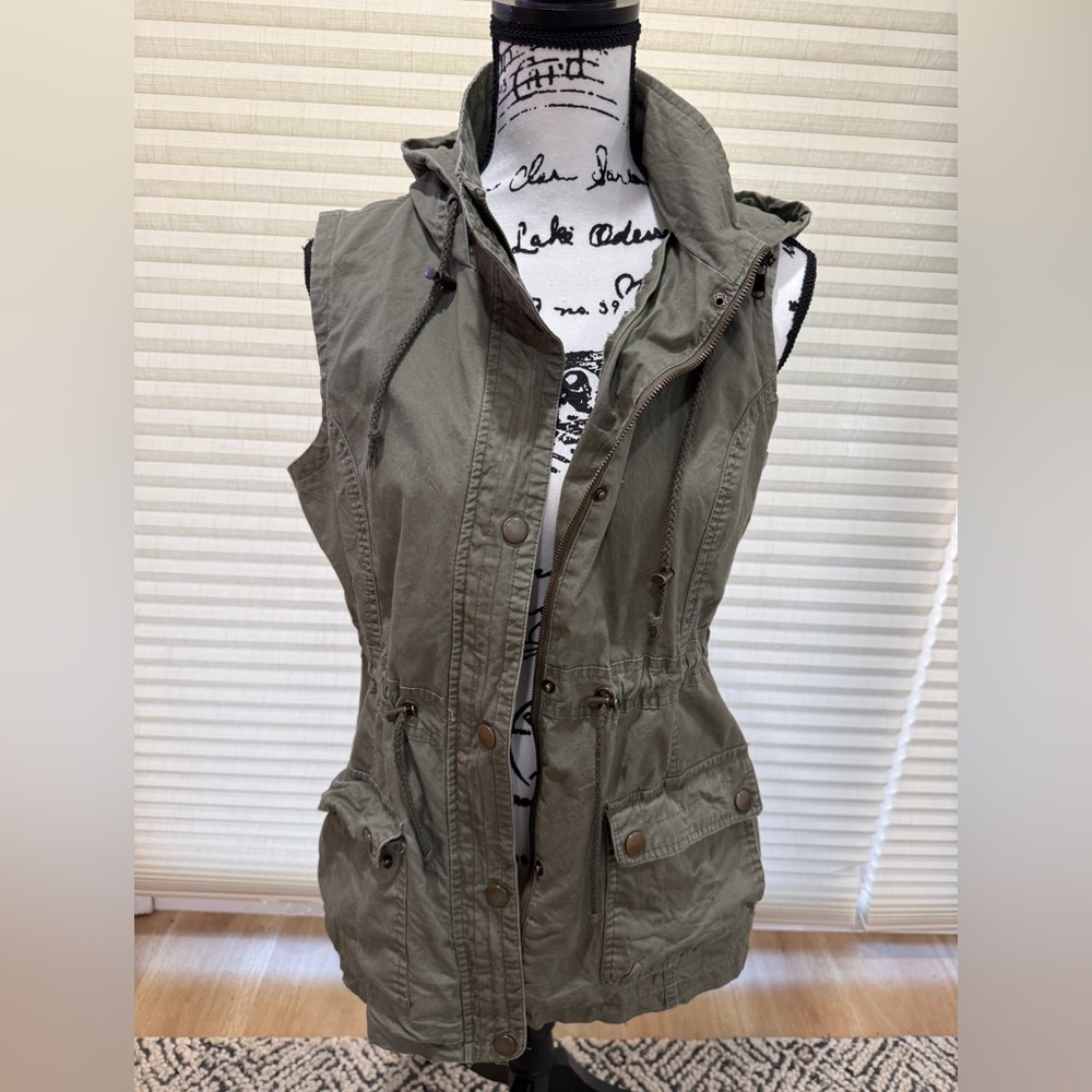 New Look Khaki Utility Vest